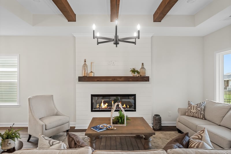 1925 Hildebrand Ln, Columbia, TN 38401