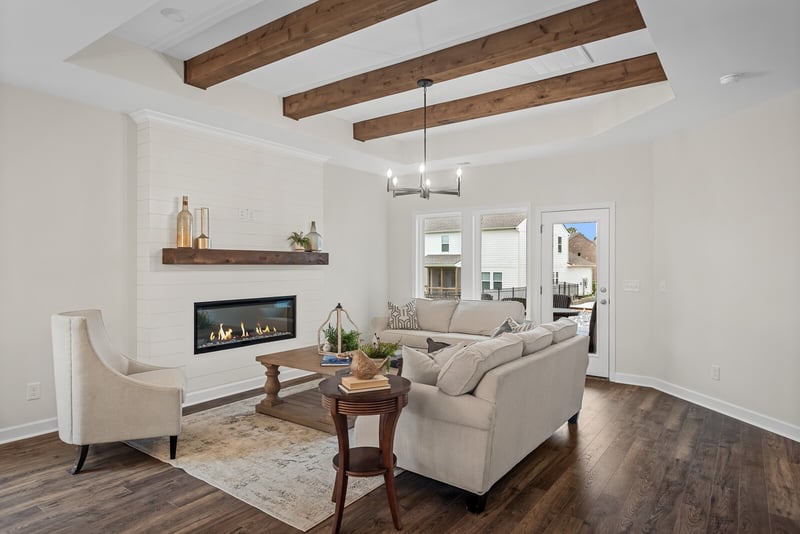 1925 Hildebrand Ln, Columbia, TN 38401