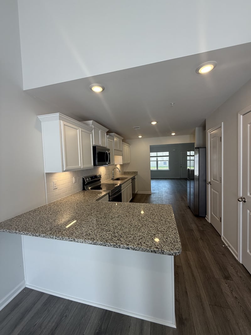 270 Selesia Ln, Pleasant View, TN 37146