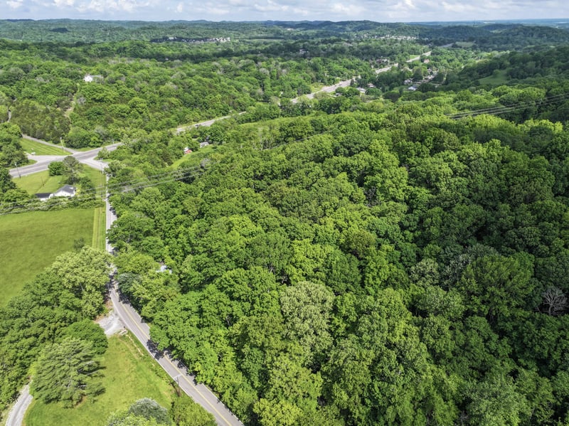 2196 Baker Station Rd, Goodlettsville, TN 37072