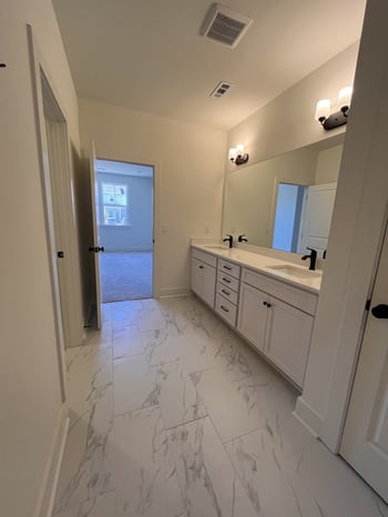 134 Valentine Aly, Nashville, TN 37218