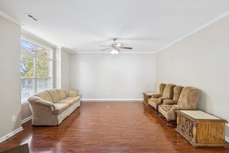 201 Cashmere Dr, Thompsons Station, TN 37179