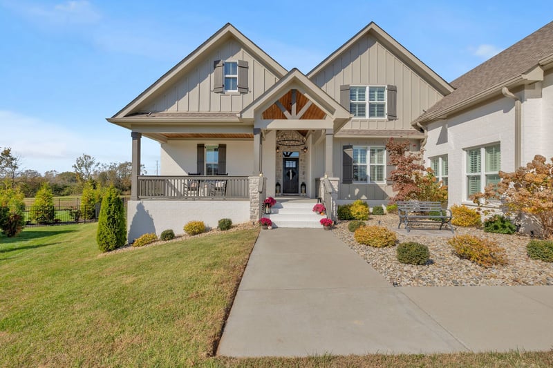 1032 Abbey Road Way, Spring Hill, TN 37174