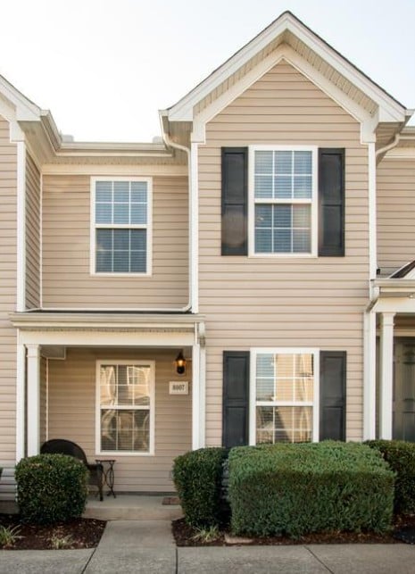 8007 Logan Dr, La Vergne, TN 37086