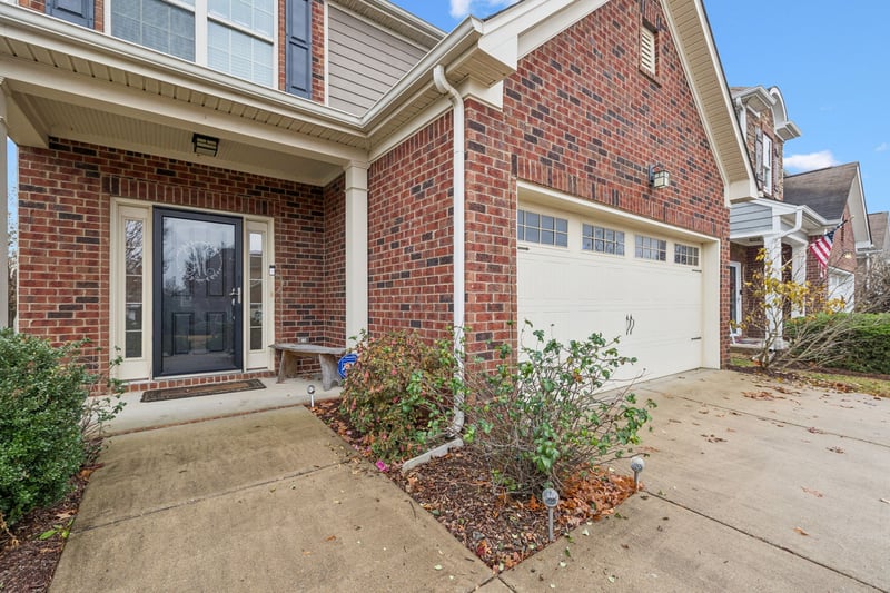 1042 Hemlock Dr, Spring Hill, TN 37174