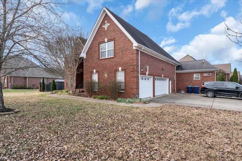 1407 Stewart Creek Rd, Murfreesboro, TN 37129