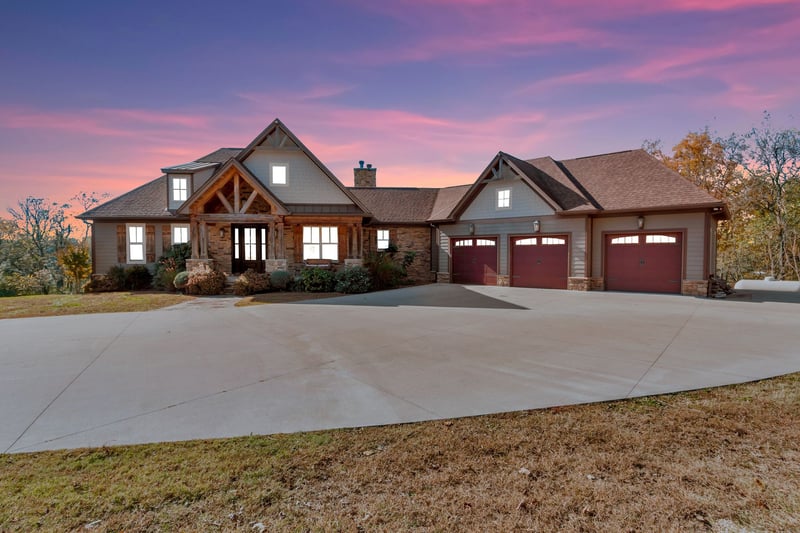 2886 Fly Rd, Santa Fe, TN 38482