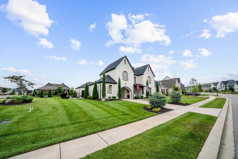 7082 Balcolm Ct, College Grove, TN 37046