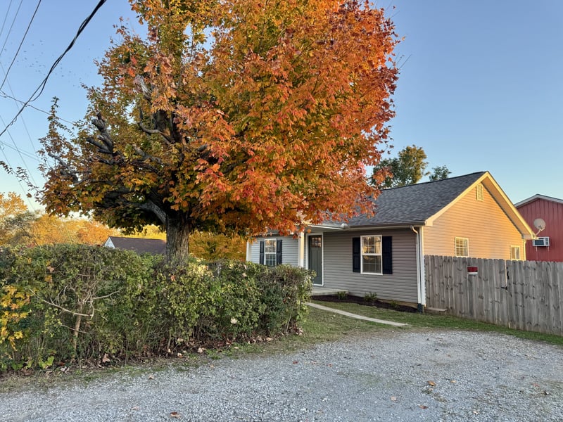 3163 Sunset Dr, Springfield, TN 37172