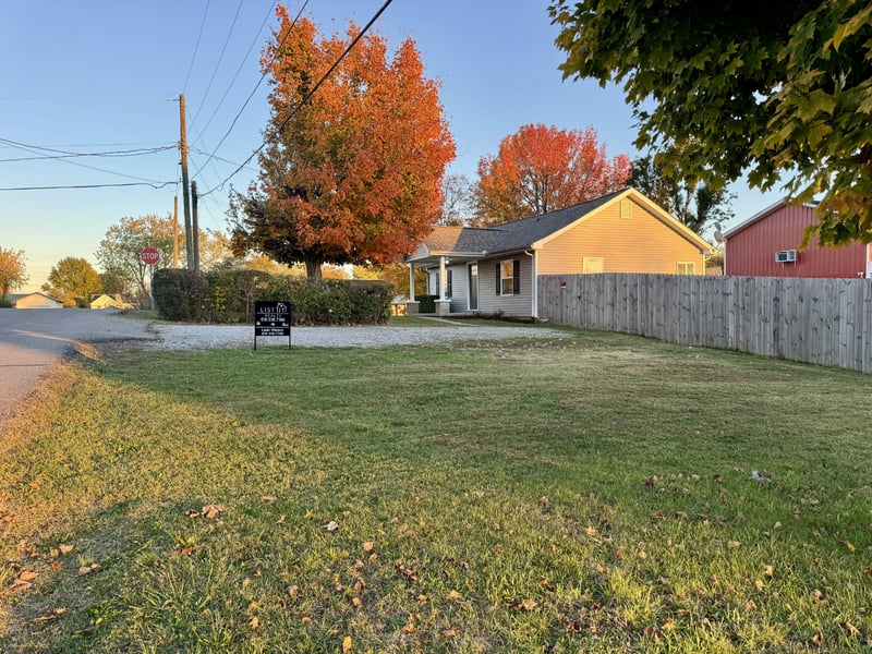 3163 Sunset Dr, Springfield, TN 37172