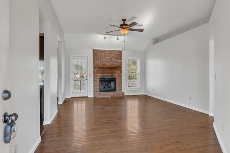 133 Cloverfield Ct, Hendersonville, TN 37075