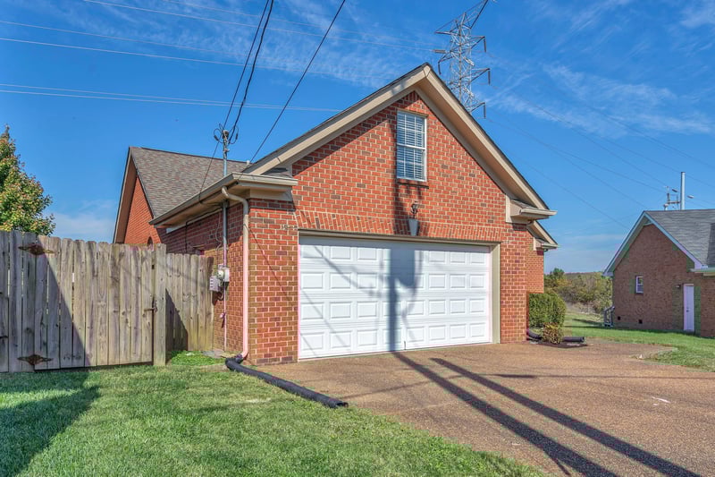 133 Cloverfield Ct, Hendersonville, TN 37075