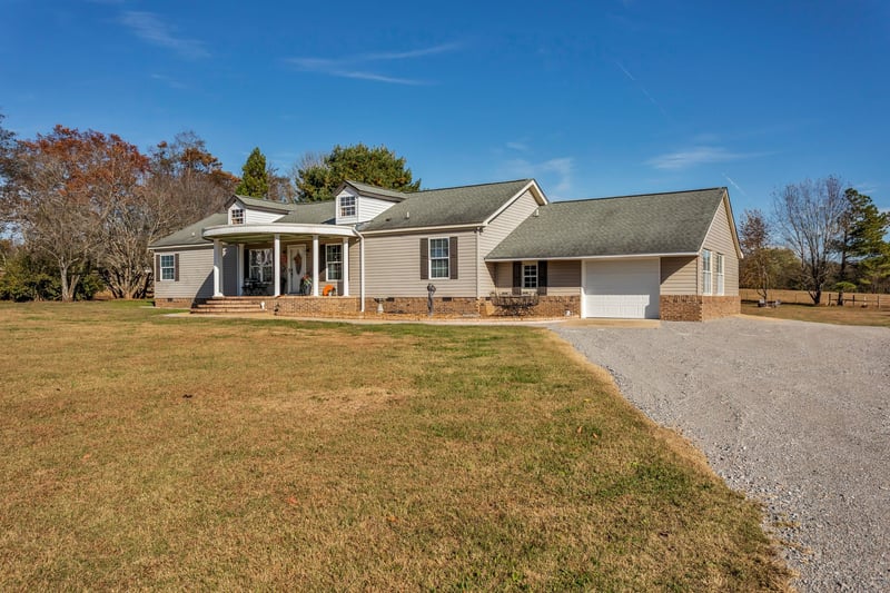 2673 Mcknight Rd, Culleoka, TN 38451