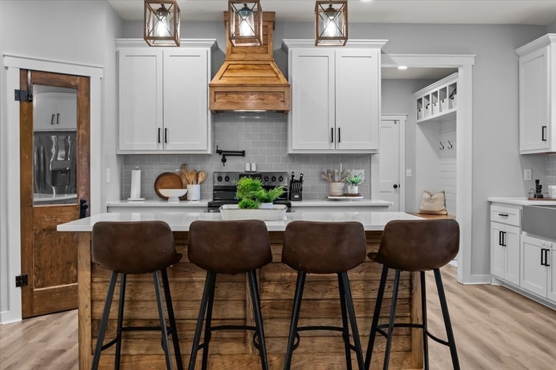 1119 Gallion Rd, Cumberland Furnace, TN 37051