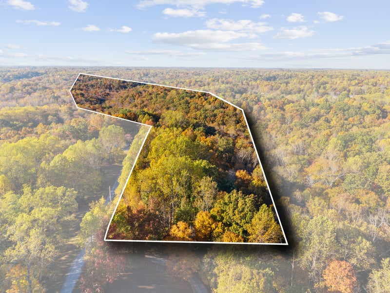 5070 Grady Ln, Whites Creek, TN 37189