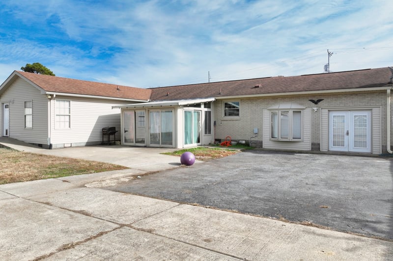 216 Southburn Dr, Hendersonville, TN 37075