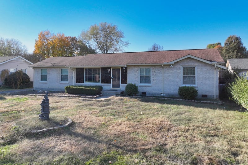 216 Southburn Dr, Hendersonville, TN 37075