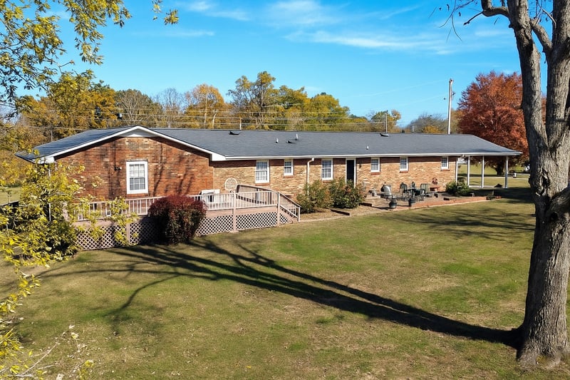 1921 Highway 12 , Ashland City, TN 37015