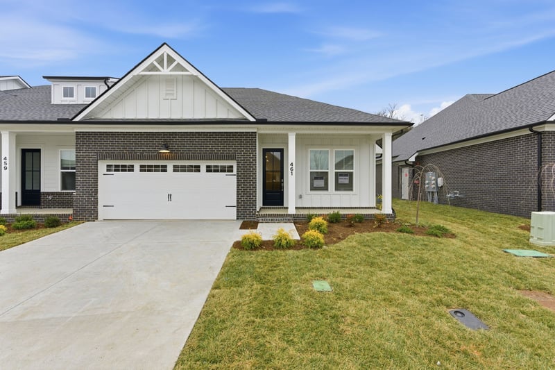 461 Buckwood Ave, Thompsons Station, TN 37179