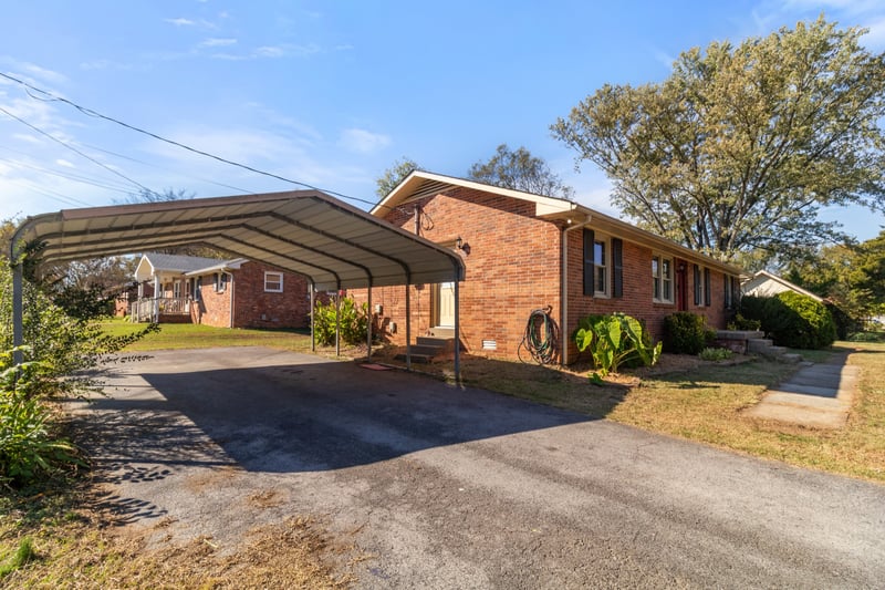 8803 Plum St, Murfreesboro, TN 37129