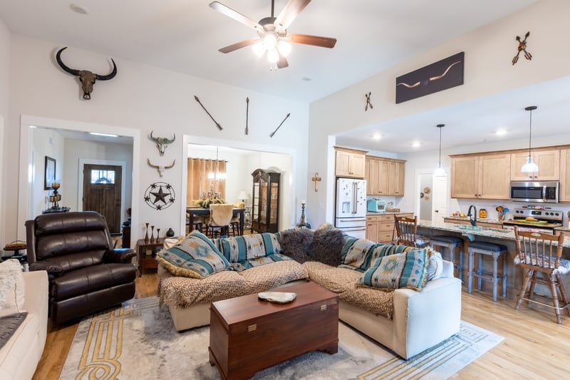 3378 New Hall Rd, Greenbrier, TN 37073