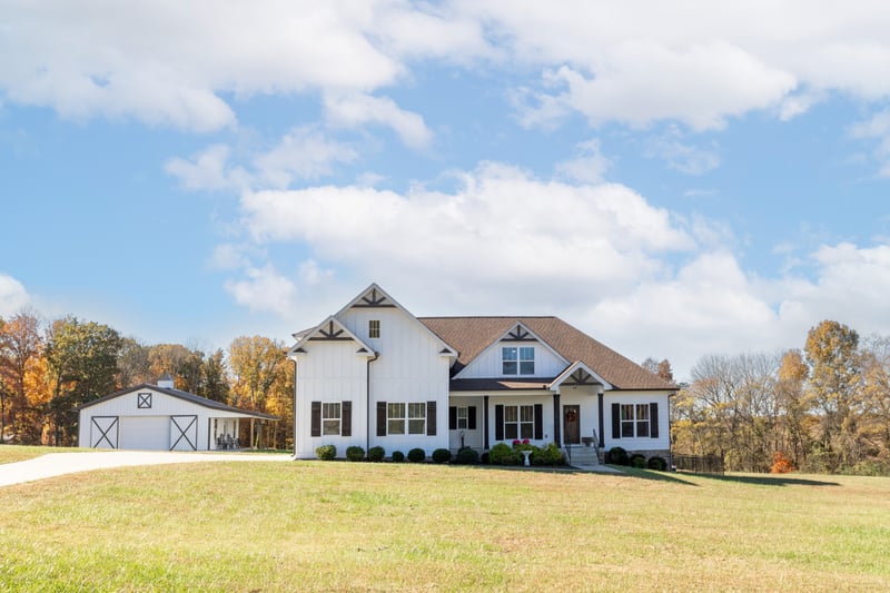 3378 New Hall Rd, Greenbrier, TN 37073