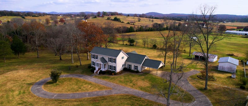 8102 Pleasant View Dr, Lascassas, TN 37085