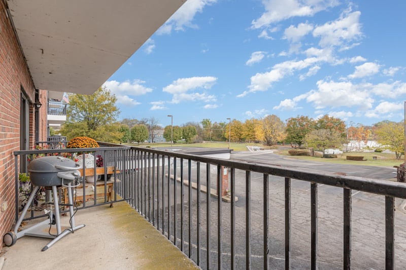 200 Sanders Ferry Rd #2204, Hendersonville, TN 37075