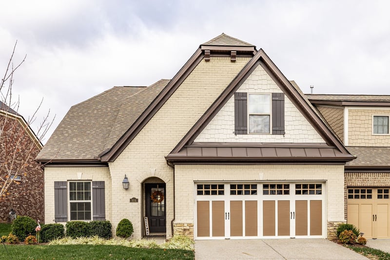 904 Cherry Grove Dr, Hendersonville, TN 37075