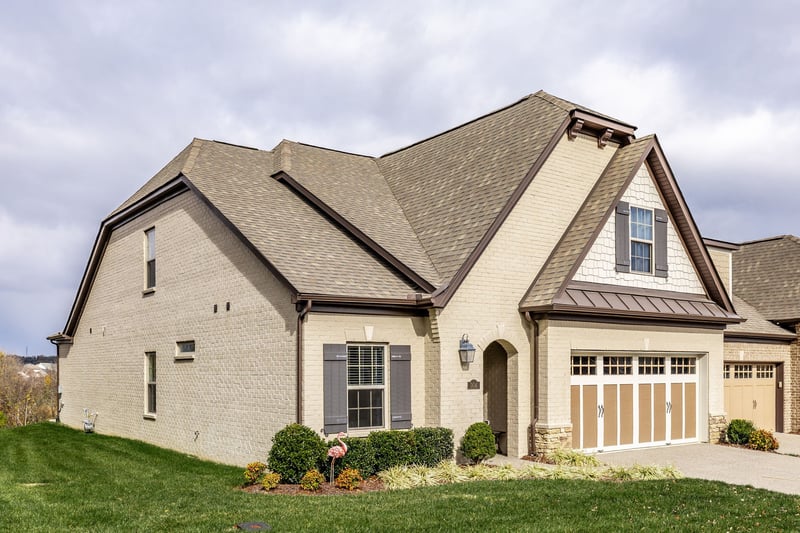 904 Cherry Grove Dr, Hendersonville, TN 37075