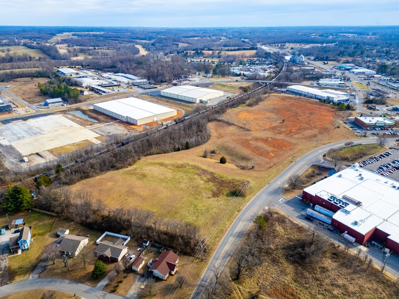 1 17th Ave, Springfield, TN 37172