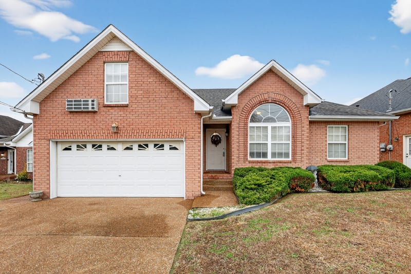 116 Edgeview Dr, Hendersonville, TN 37075