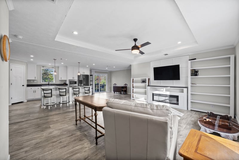 111 Antioch Rd, Charlotte, TN 37036