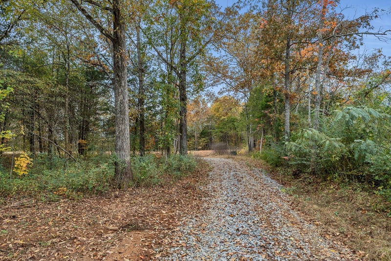 4136 Shores Rd, Murfreesboro, TN 37128