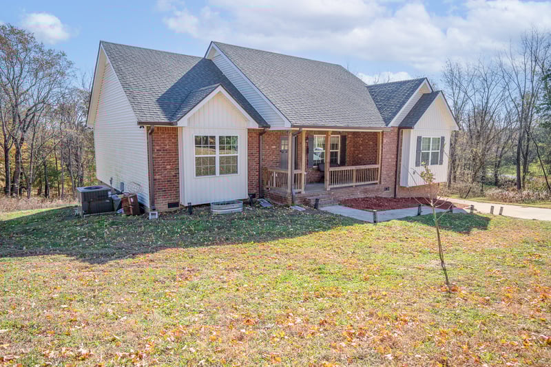 161 Crestview Dr, Lewisburg, TN 37091