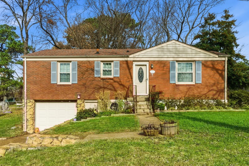 826 Richards Rd, Antioch, TN 37013