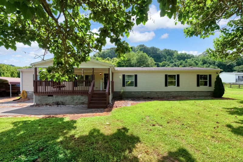 8635 King Hollow Rd, Mount Pleasant, TN 38474