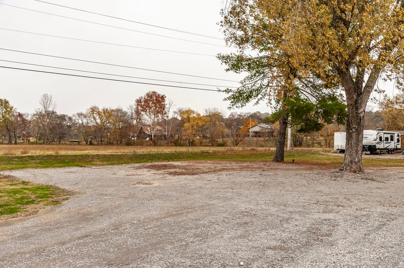 460 Upper Station Camp Crk Rd, Gallatin, TN 37066