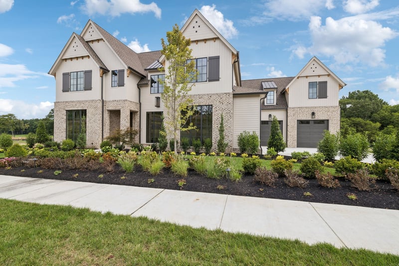 8356 Solstice Dr, College Grove, TN 37046