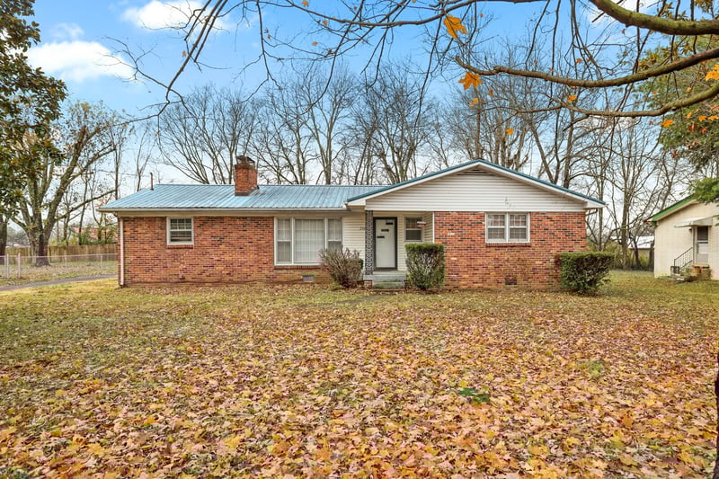 230 N Electra St, Gallatin, TN 37066