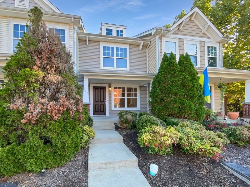 502 Bradburn Village Cir, Antioch, TN 37013