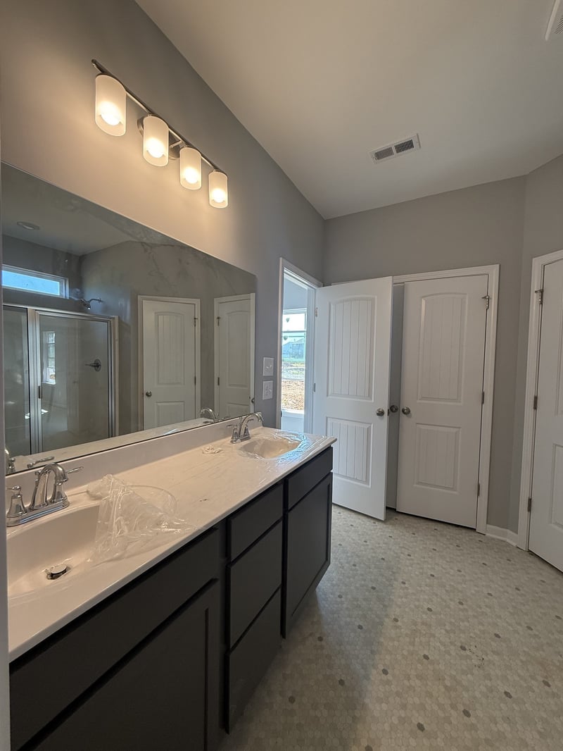 1142 Bluecreek Cir, Murfreesboro, TN 37129