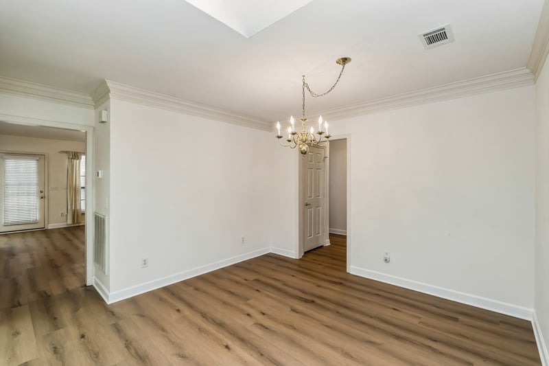 8731 Sawyer Brown Rd, Nashville, TN 37221