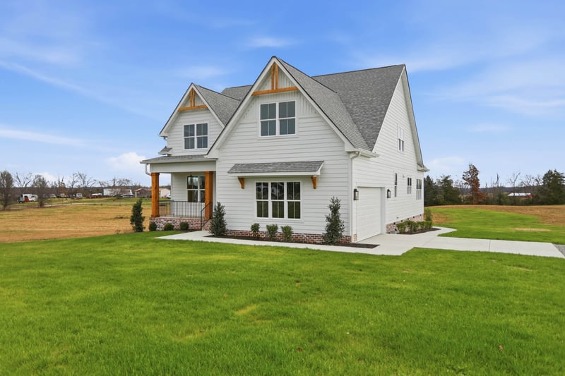 5127 Starks Rd, Cross Plains, TN 37049