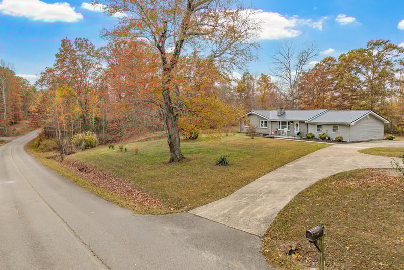 2126 Foster Rd, Cumberland Furnace, TN 37051