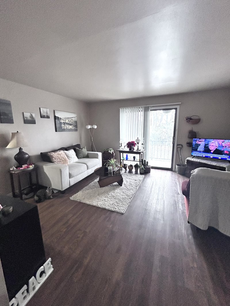 420 Walton Ln #I35, Madison, TN 37115