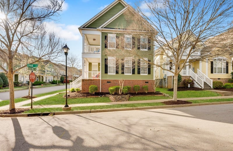 8901 Lyman Ln, Nashville, TN 37211