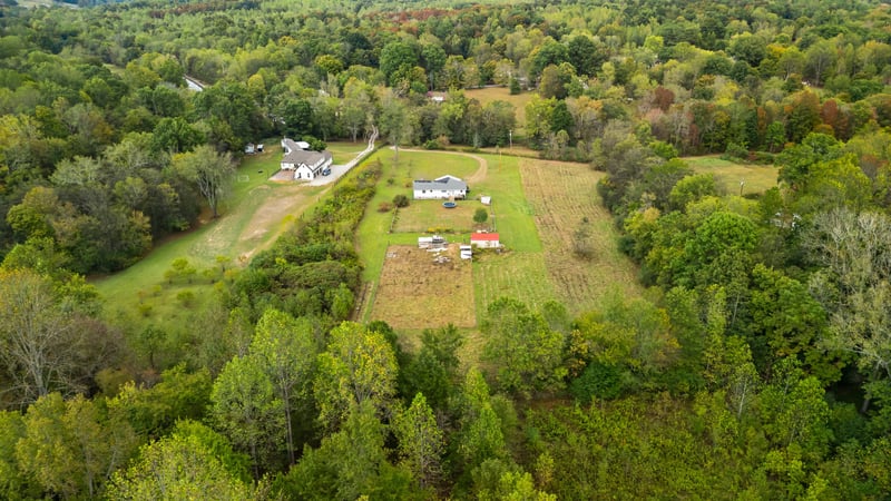 408 S Tunnel Rd, Gallatin, TN 37066