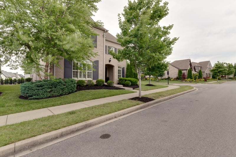 1660 Noah Ln, Gallatin, TN 37066