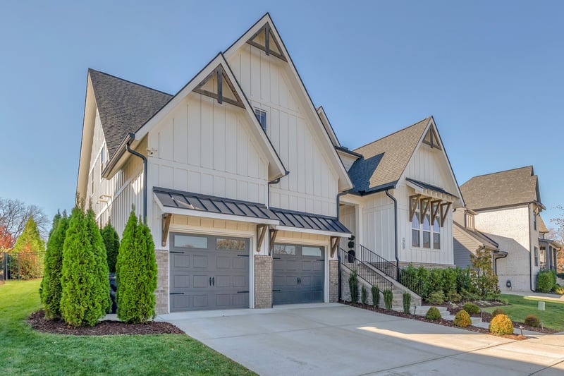 2709 Otterham Dr, Thompsons Station, TN 37179